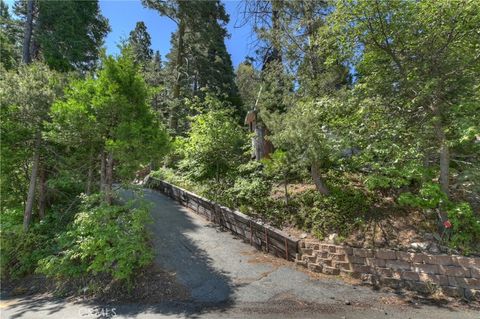 A home in Crestline