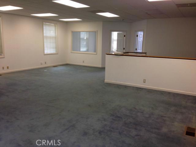 Located in the Philadelphia Square office complex, this spacious office offers a large reception room, 4 offices and an employee break room.