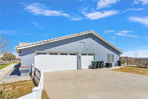 A home in Oak Hills