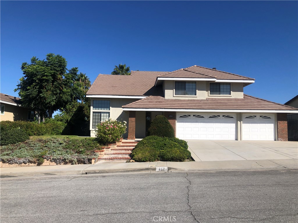 ,Vista Royale - Residential Lease