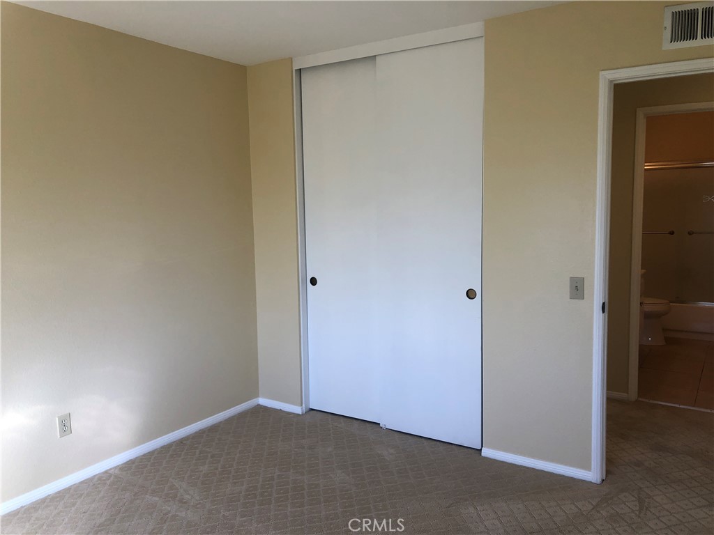 ,Vista Royale - Residential Lease