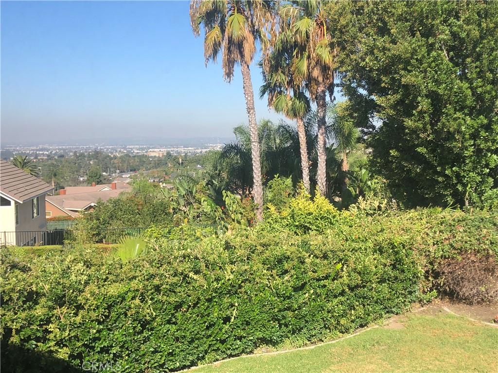 ,Vista Royale - Residential Lease