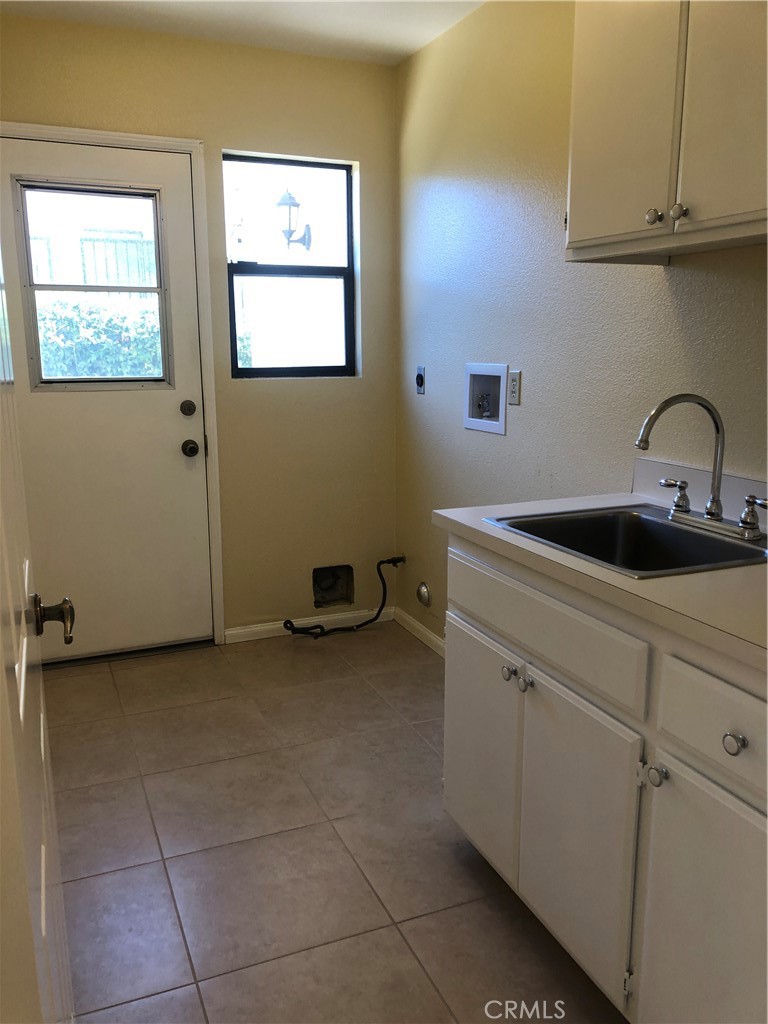 ,Vista Royale - Residential Lease