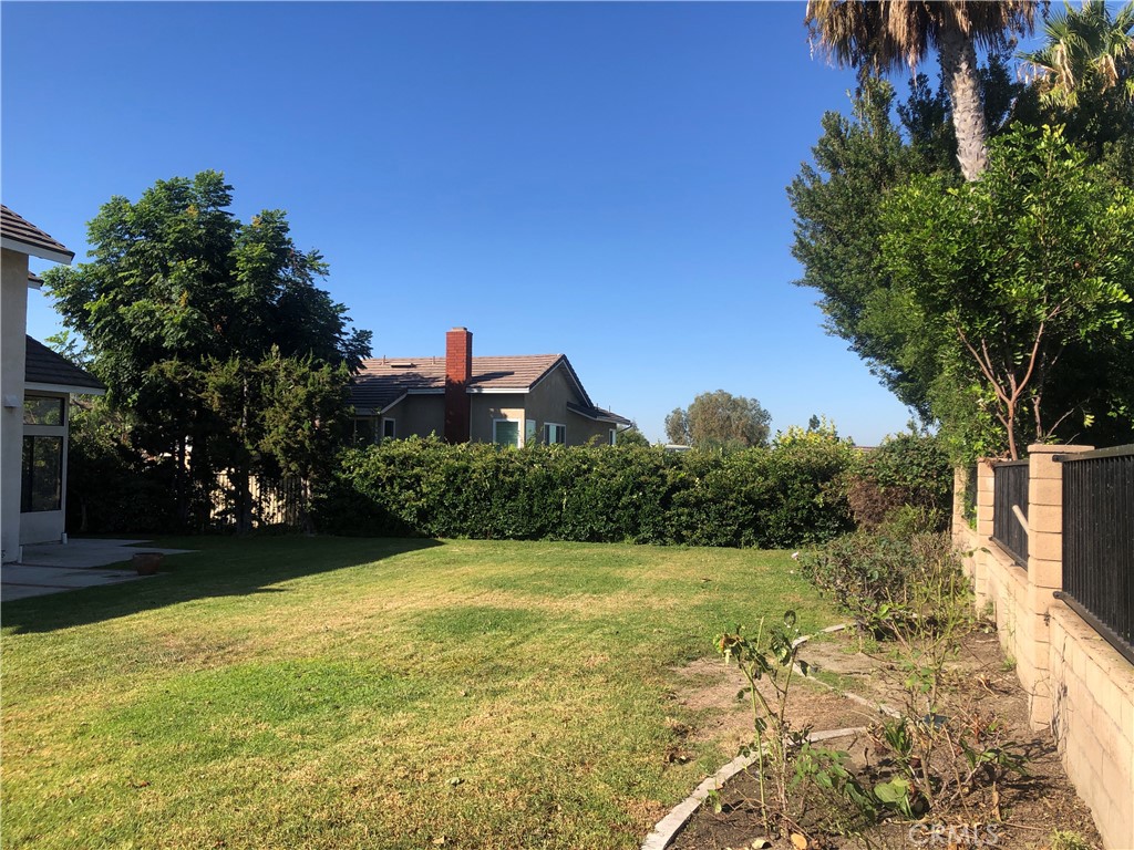 ,Vista Royale - Residential Lease