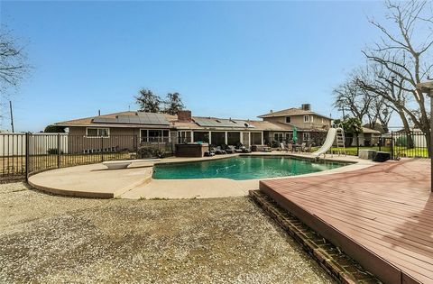 A home in Lemoore