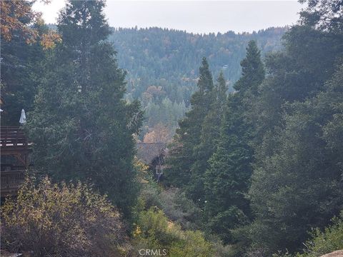 A home in Crestline