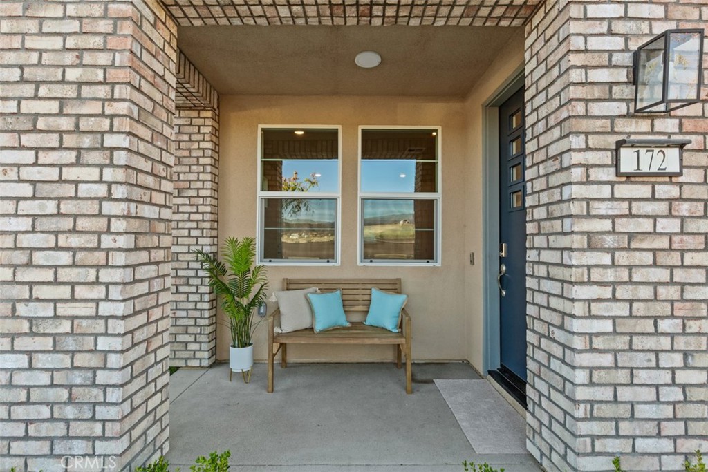 172 Rosebay Rd