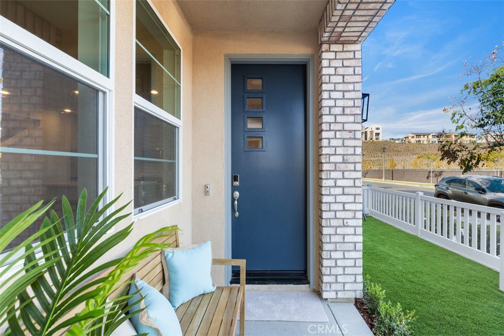 172 Rosebay Rd