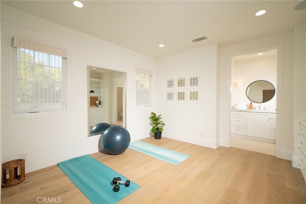 Wyndover Bay (BCYW) - Residential