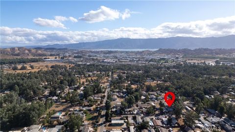 A home in Lake Elsinore