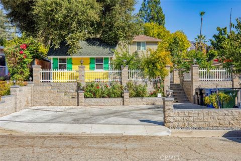 A home in La Crescenta