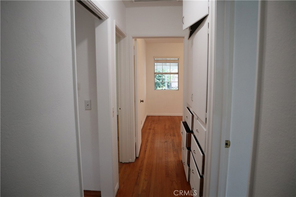 Photo 16 of 28 of 10426 Hoyt Park Place house
