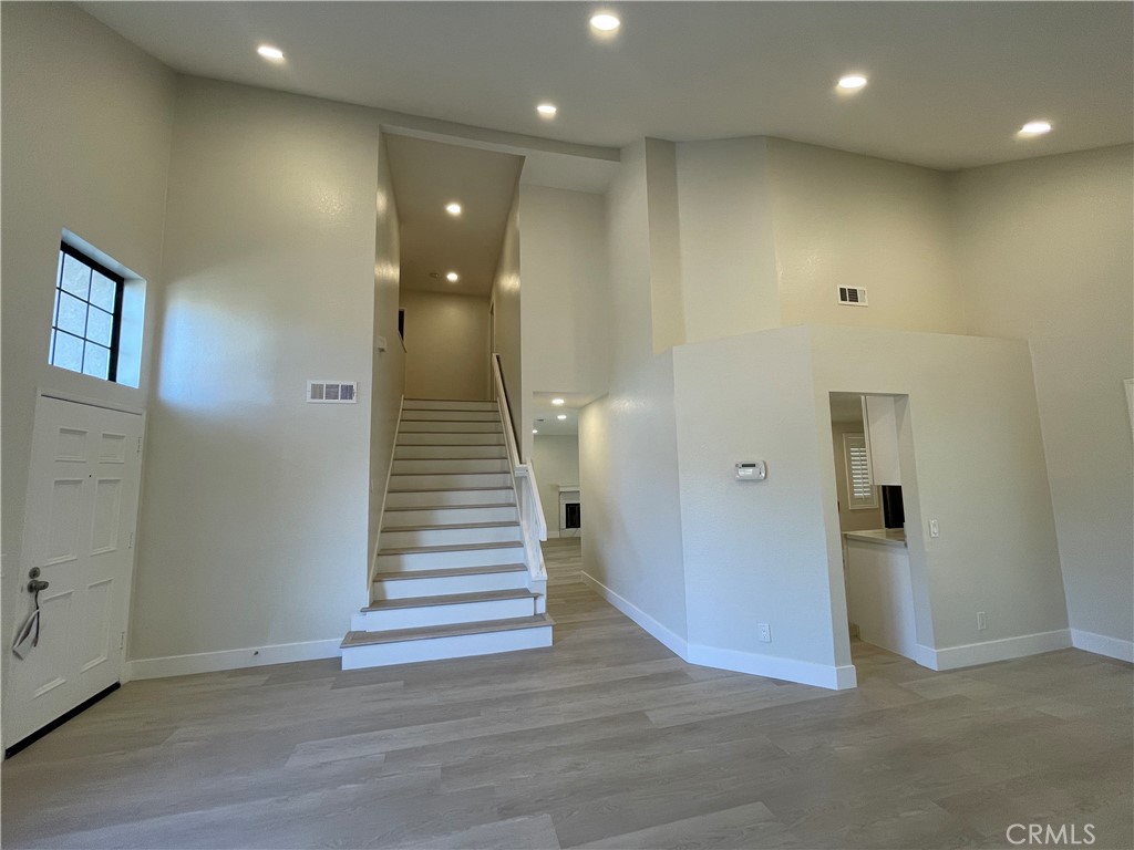 2304 Mangular Avenue