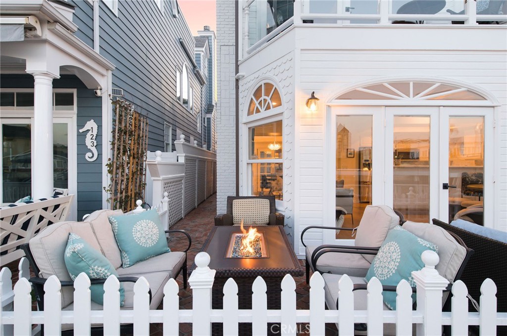 Balboa Island - Main Island (BALM) - Residential