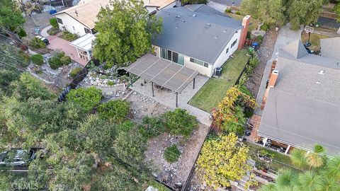 A home in La Crescenta