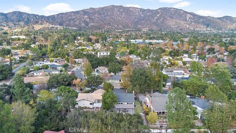 A home in La Crescenta