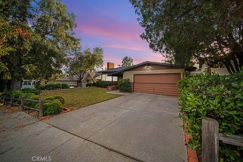 A home in La Crescenta