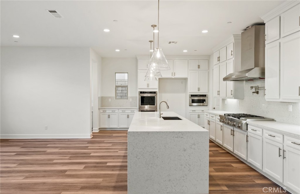 21239 W. Wildflower Way