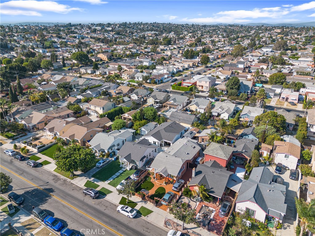935 E Fairview Boulevard