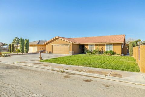 A home in Rosamond