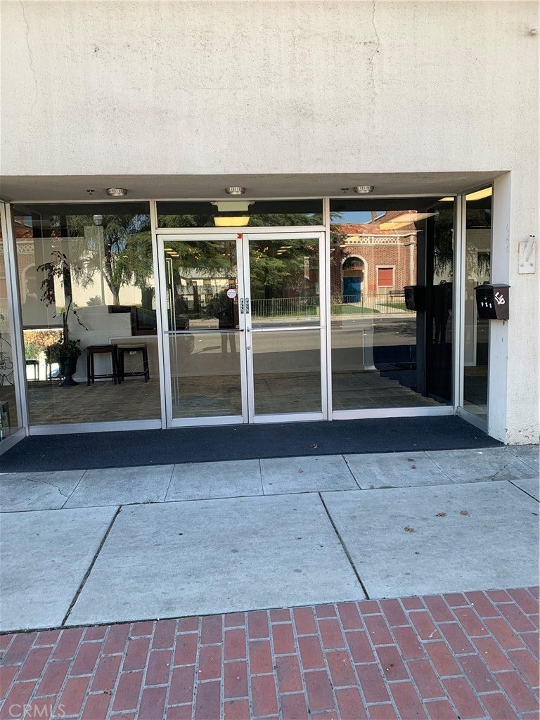 912 Main Street
