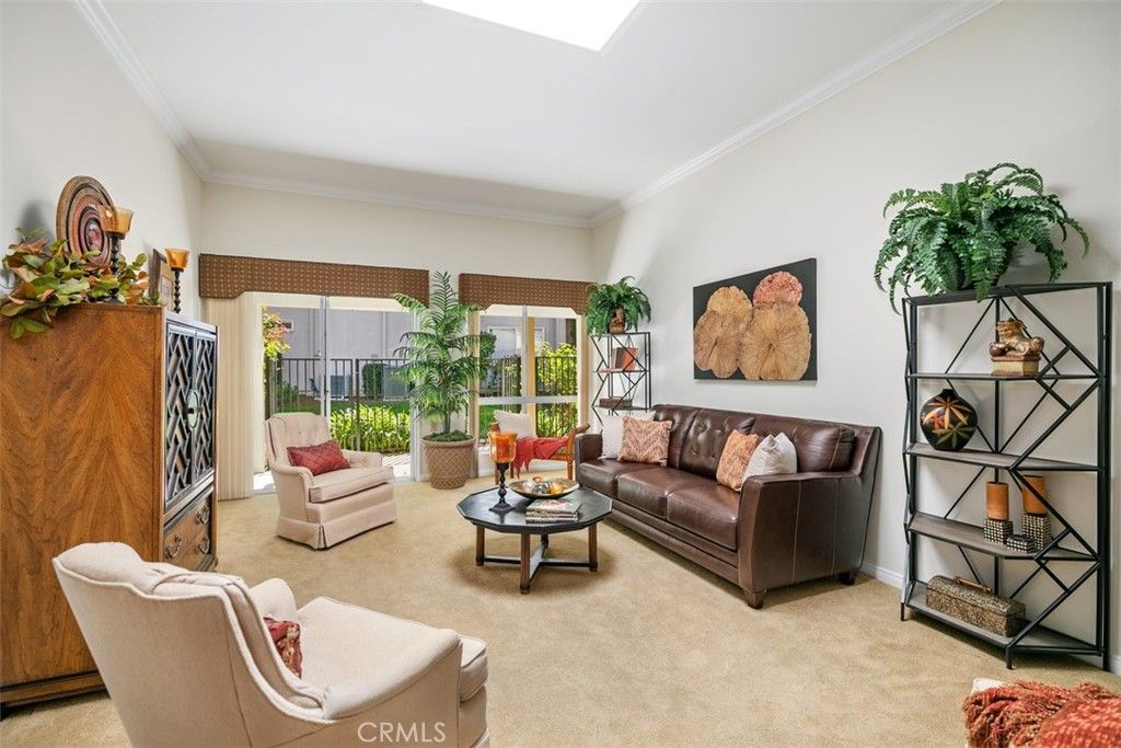 listing image 130723451460674013222