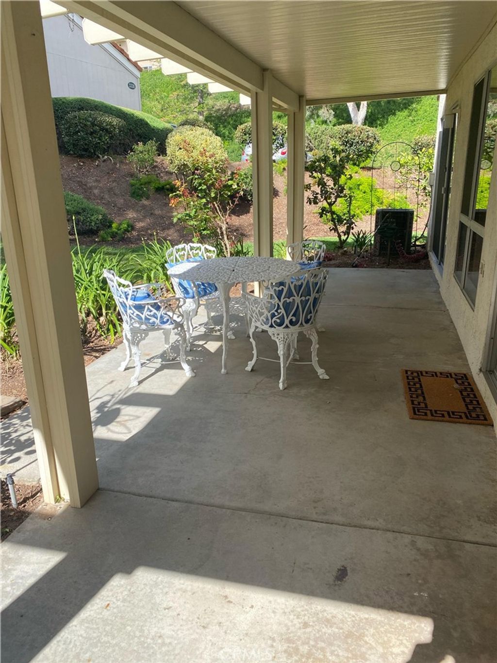 listing image 130721885584488901531