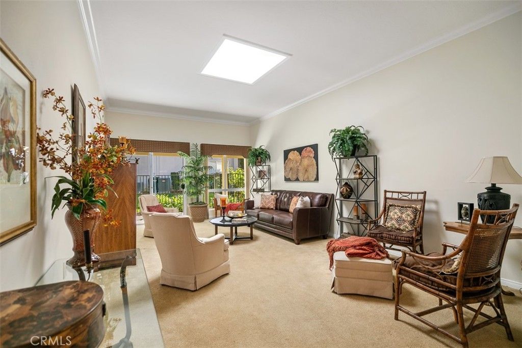 listing image 130729110842445380105