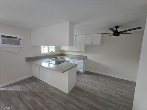 6051 Lemon Avenue C Cypress CA 90630