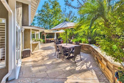 A home in North Tustin