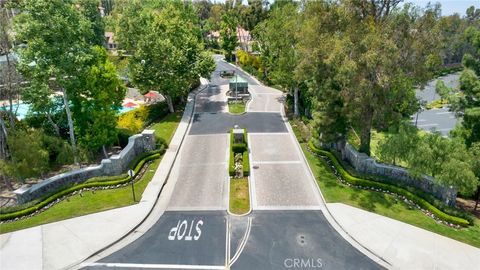 A home in North Tustin