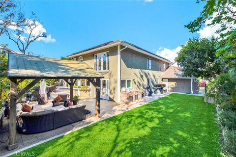 A home in North Tustin