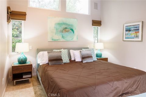 Photo of 1134 Abrigo Road, Palm Springs, CA 92262 (MLS # LG25010688)