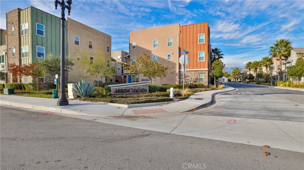 listing image 130725752151048927620
