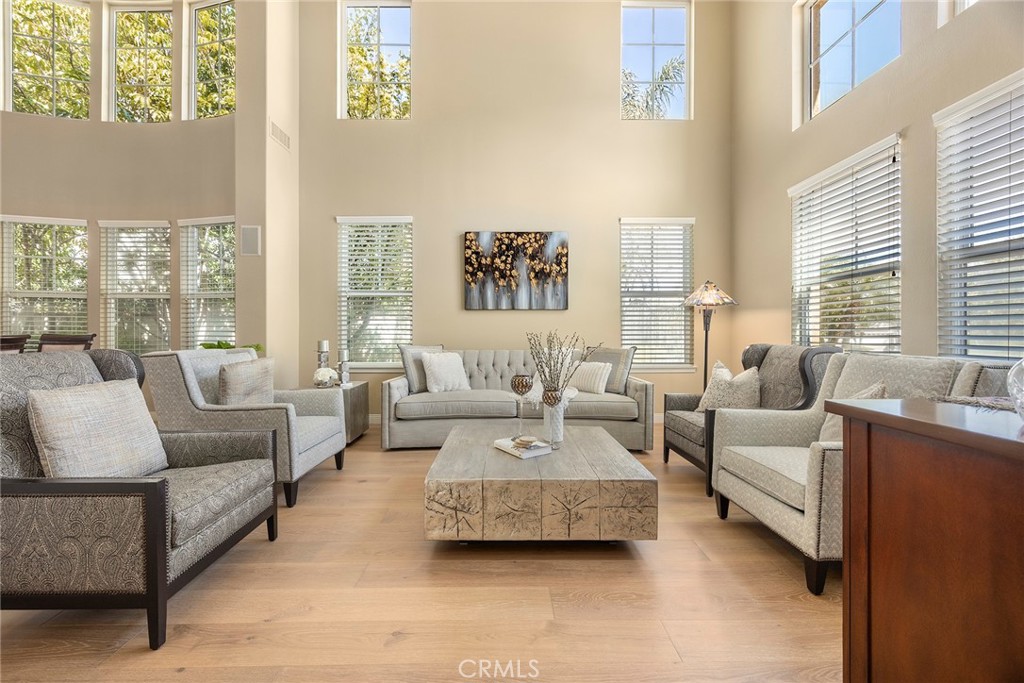 5475 Vista Del Mar