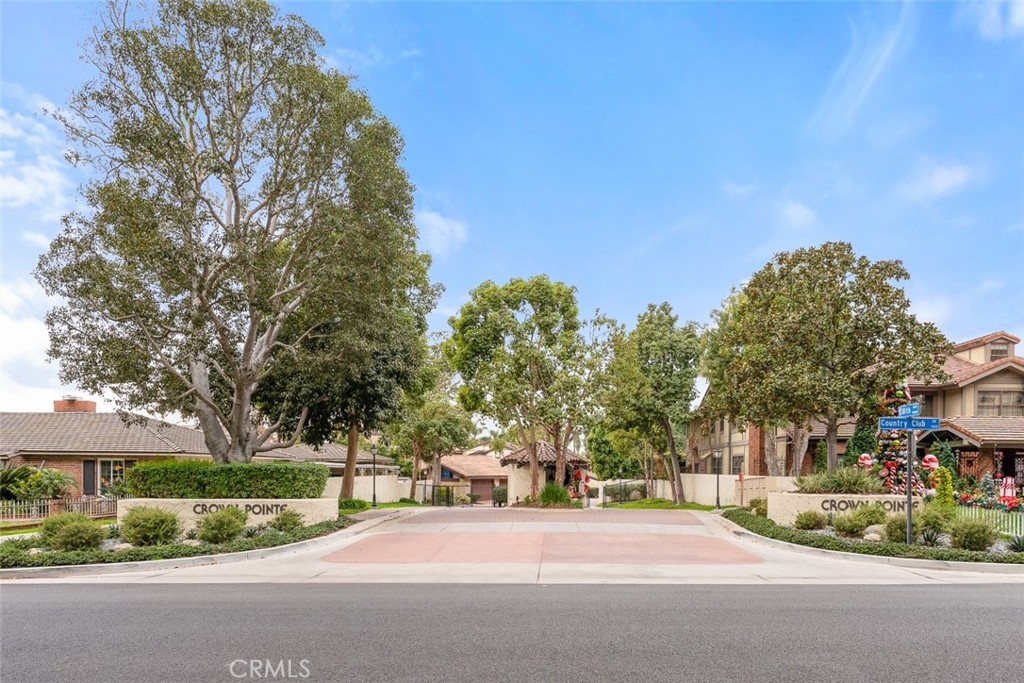627 Avery Place