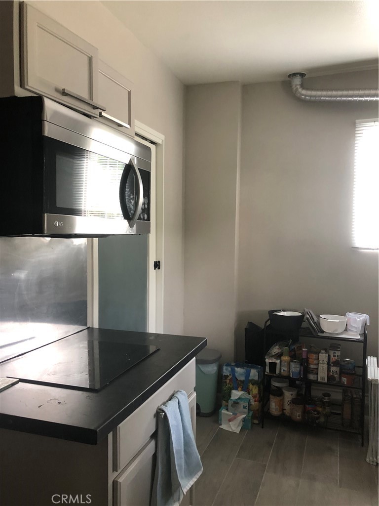 Bowen Court (BOWC) - Residential Lease