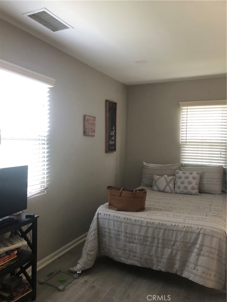 Bowen Court (BOWC) - Residential Lease