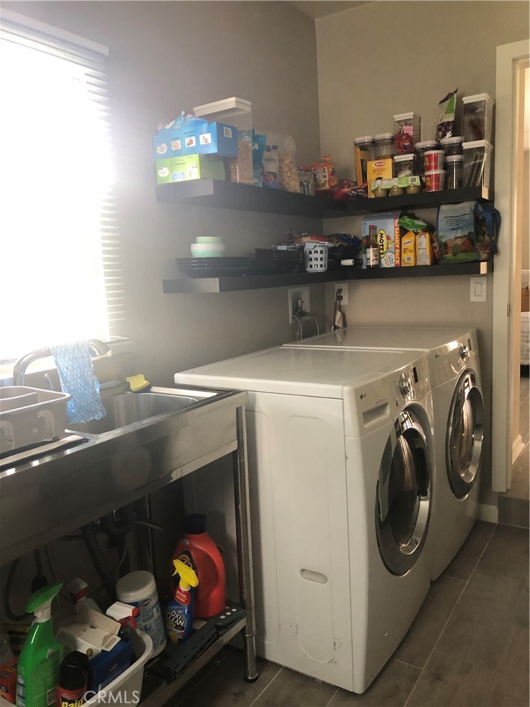 Bowen Court (BOWC) - Residential Lease