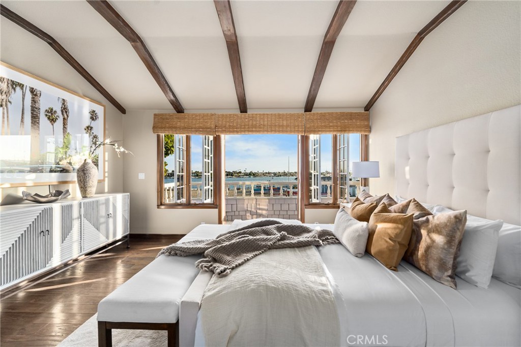 Bayside Drive Custom (BSCH) - Residential