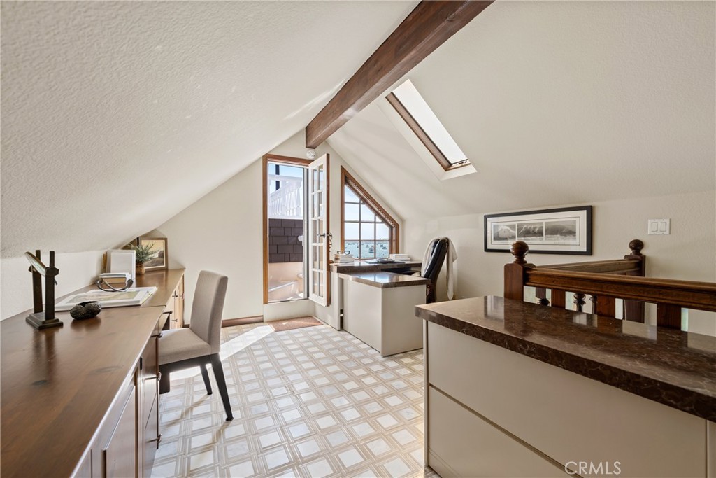 Bayside Drive Custom (BSCH) - Residential