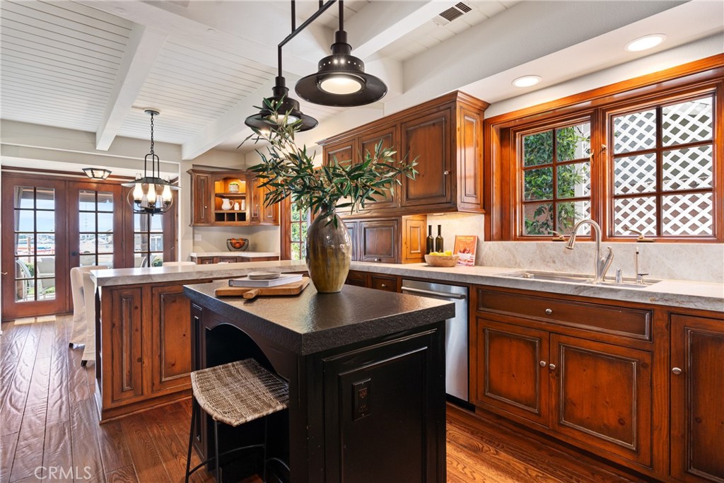 Bayside Drive Custom (BSCH) - Residential