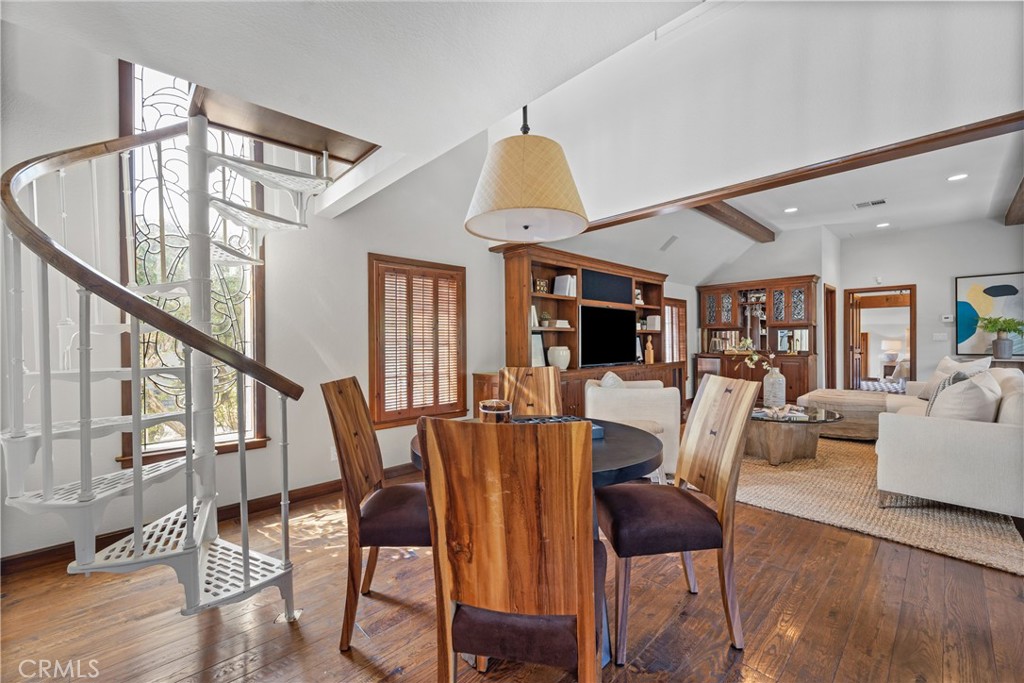 Bayside Drive Custom (BSCH) - Residential