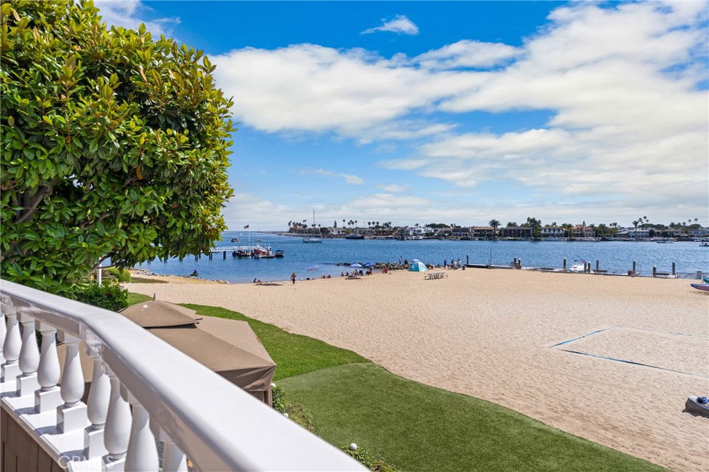 Bayside Drive Custom (BSCH) - Residential