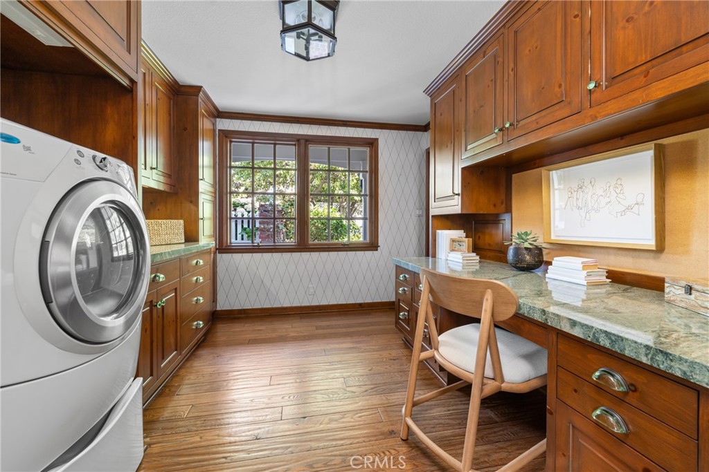 Bayside Drive Custom (BSCH) - Residential