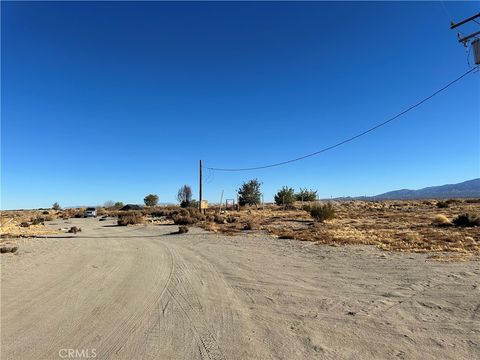 Photo of 18125 Old El Mirage Road, El Mirage, CA 92301 (MLS # WS25008703)
