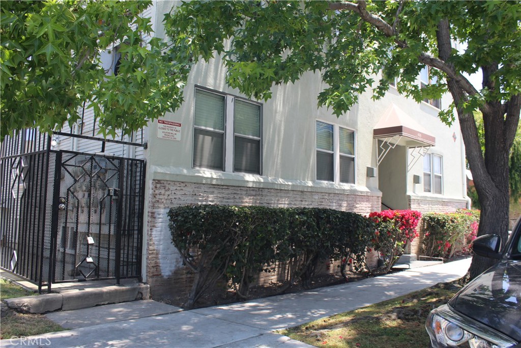 406 Linden Avenue