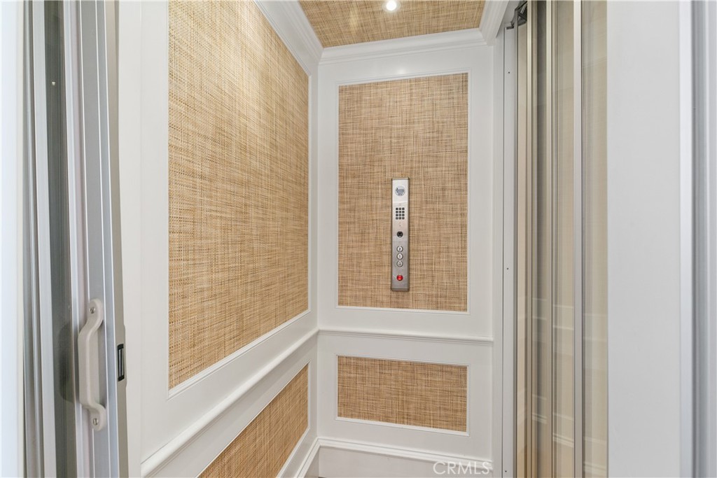 Naples (NA) - Residential