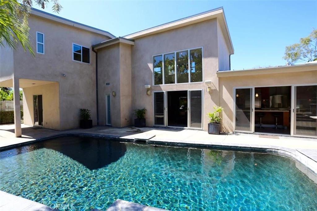 Victoria Beach (VB) - Residential Lease