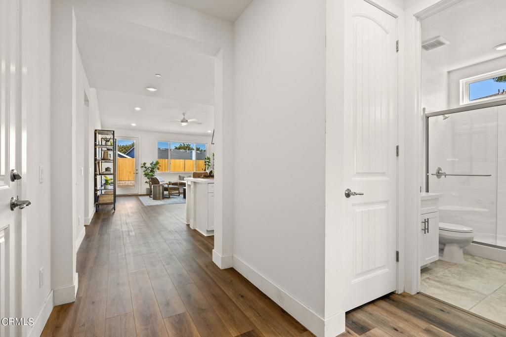 listing image 130729087628893462111